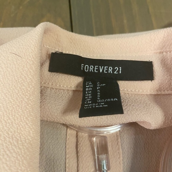 Forever 21 blouse - Picture 4 of 4